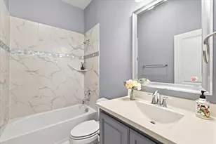 12253 Curry Creek Dr, Frisco, TX 75035 - Photo 23