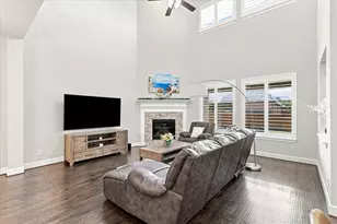 12253 Curry Creek Dr, Frisco, TX 75035 - Photo 13