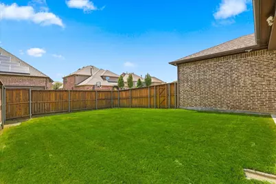 12253 Curry Creek Drive, Frisco, TX 75035 - Photo 25