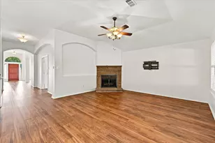 7801 Stansfield Dr, Fort Worth, TX 76137 - Photo 17