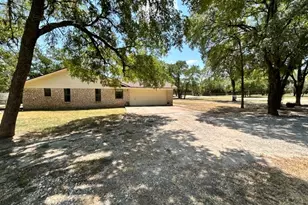 137 County Rd 1759A, Clifton, TX 76634 - Photo 29