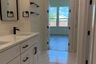 2701 S Jones St, Fort Worth, TX 76104 - Photo 3