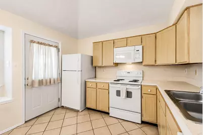 2332 Chestnut Way, Bedford, TX 76022 - Photo 7