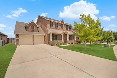 316 Bluffside Trail, Benbrook, TX 76126 - Photo 1
