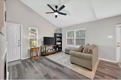 5662 Cedar Creek Drive, Benbrook, TX 76109 - Photo 5