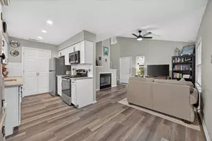 5662 Cedar Creek Dr, Benbrook, TX 76109 - Photo 9