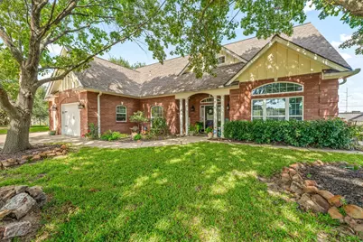 1517 Oakwood Drive, Stephenville, TX 76401 - Photo 1