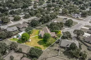 1517 Oakwood Dr, Stephenville, TX 76401 - Photo 37