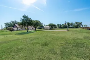 7951 Fm 339 N, Mount Calm, TX 76673 - Photo 33