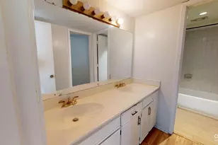654 Harvest Hill St, Lewisville, TX 75067 - Photo 17