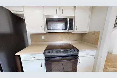 650 Harvest Hill Street, Lewisville, TX 75067 - Photo 11