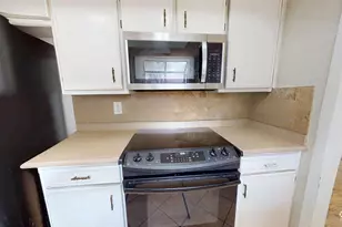 650 Harvest Hill St, Lewisville, TX 75067 - Photo 11