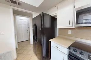 650 Harvest Hill St, Lewisville, TX 75067 - Photo 9
