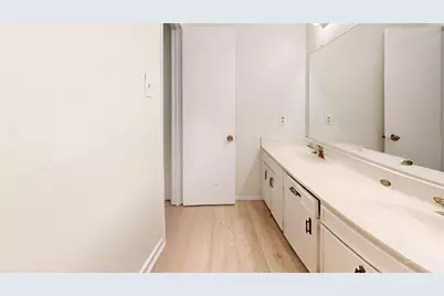650 Harvest Hill Street, Lewisville, TX 75067 - Photo 27