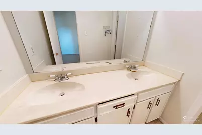650 Harvest Hill Street, Lewisville, TX 75067 - Photo 15