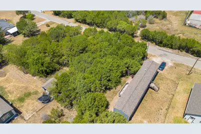 915 Bosque River Drive, Granbury, TX 76048 - Photo 13