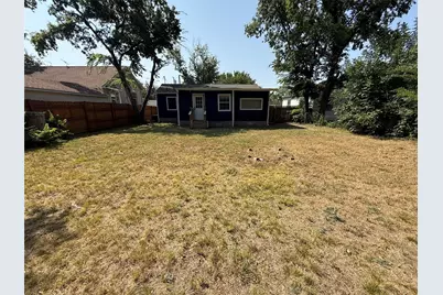 1033 S Hub Street, Sherman, TX 75090 - Photo 3