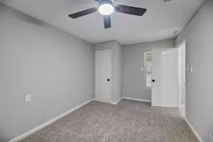 414 Freestone Dr, Euless, TX 76039 - Photo 11