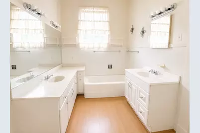 808 E Limestone Avenue, Mart, TX 76664 - Photo 7