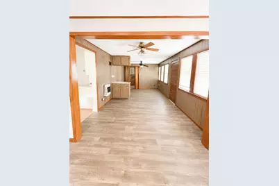 808 E Limestone Avenue, Mart, TX 76664 - Photo 9
