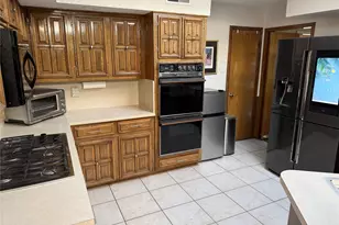 6517 Briarmeade Dr, Dallas, TX 75254 - Photo 19