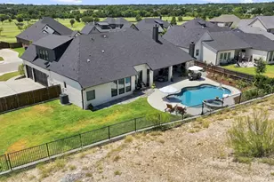 1240 Crown Valley Dr, Weatherford, TX 76087 - Photo 35