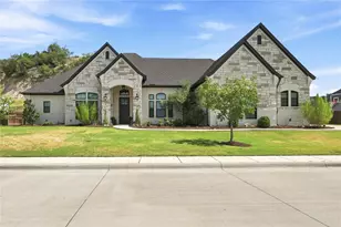 1240 Crown Valley Dr, Weatherford, TX 76087 - Photo 1