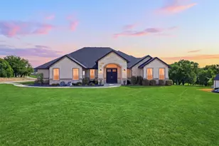 3036 Deer Ct, Weatherford, TX 76085 - Photo 1