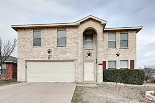 4050 Hunters Creek Dr, Fort Worth, TX 76123 - Photo 1
