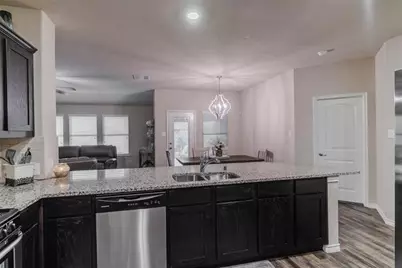 562 Jamestown Lane, Fate, TX 75189 - Photo 5
