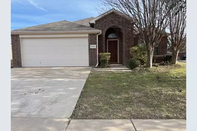 8135 Tierra Del Sol Road, Arlington, TX 76002 - Photo 1