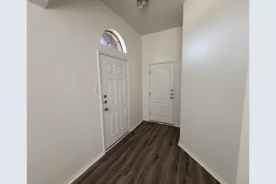 8135 Tierra Del Sol Road, Arlington, TX 76002 - Photo 3