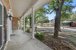 2408 Winewood Ln, Arlington, TX 76013 - Photo 3