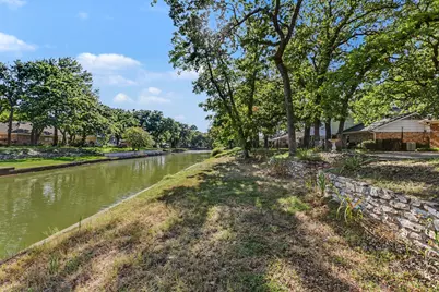 2408 Winewood Lane, Arlington, TX 76013 - Photo 35