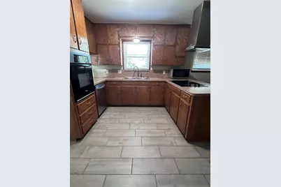 1321 Hurstview Drive, Hurst, TX 76053 - Photo 7