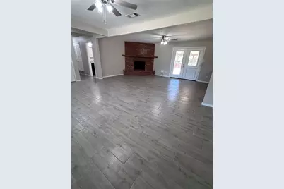 1321 Hurstview Drive, Hurst, TX 76053 - Photo 5
