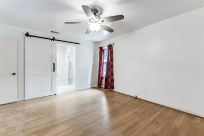 9210 Larchwood Drive, Dallas, TX 75238 - Photo 9