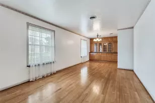 9210 Larchwood Dr, Dallas, TX 75238 - Photo 3