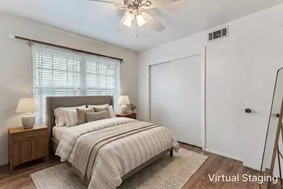 9210 Larchwood Drive, Dallas, TX 75238 - Photo 13
