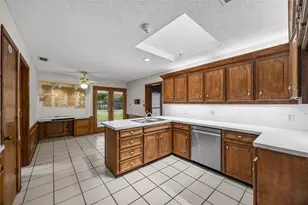 2539 Quail Glen Rd, Carrollton, TX 75006 - Photo 9