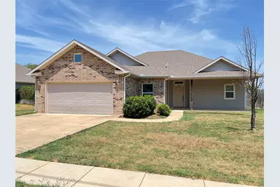 808 E Northside Drive, Pilot Point, TX 76258 - Photo 1