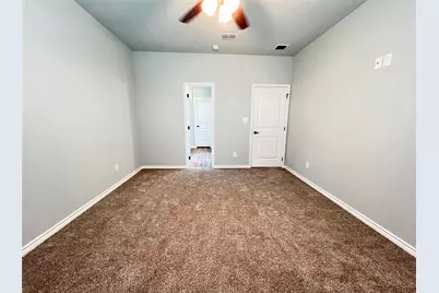 808 E Northside Drive, Pilot Point, TX 76258 - Photo 7