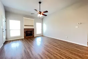 808 E Northside Dr, Pilot Point, TX 76258 - Photo 3