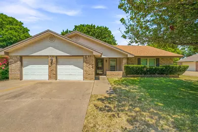 142 Blue Jay Street, Stephenville, TX 76401 - Photo 1