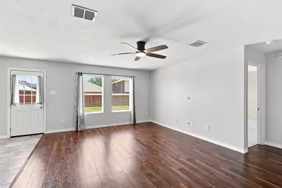 1217 Bellevue Drive, Princeton, TX 75407 - Photo 5