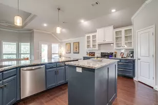 548 Inwood St, Benbrook, TX 76126 - Photo 19