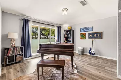 10461 Carry Back Circle, Dallas, TX 75229 - Photo 9
