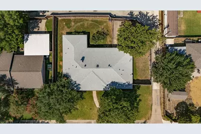 10461 Carry Back Circle, Dallas, TX 75229 - Photo 27
