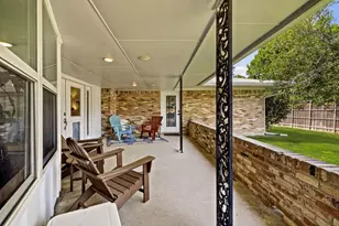 10461 Carry Back Cir, Dallas, TX 75229 - Photo 21