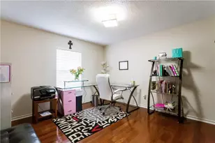 6103 Crystalwood Ct, Dallas, TX 75249 - Photo 21